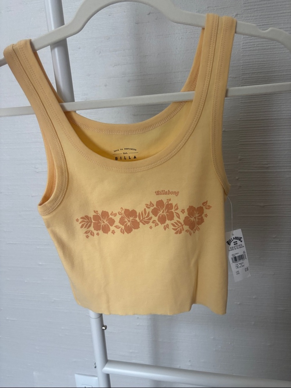 NWT Billabong Yellow Floral Cropped Tank